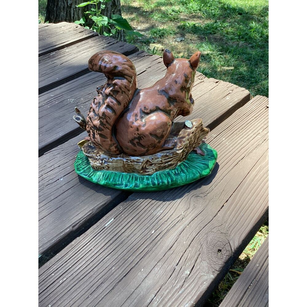 Vintage Ceramic Squirrel Figurine Holding Acorn on Green Leaf Hand Painted - Picture 2 of 7